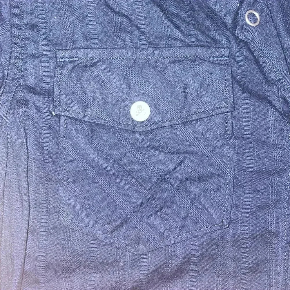 Old Navy button up - Picture 3 of 4